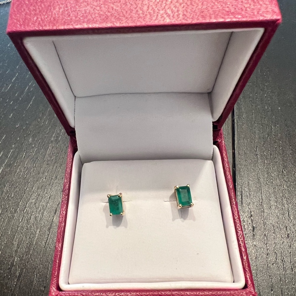 Helzberg Diamonds Emerald and gold studs